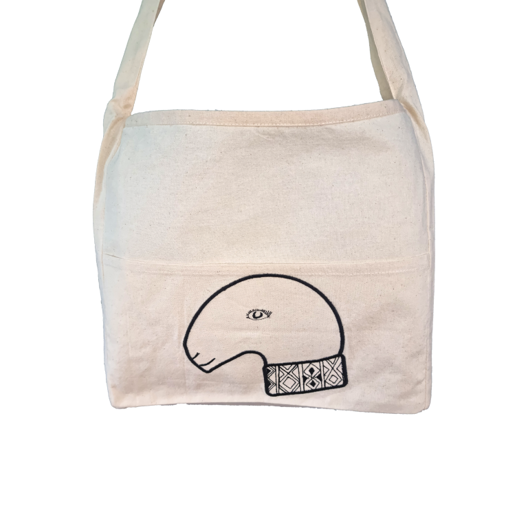 https://blisshavens.org/wp-content/uploads/2023/10/product-6-Sammys-Signature-Stylish-Pocket-Tote-Bag.png